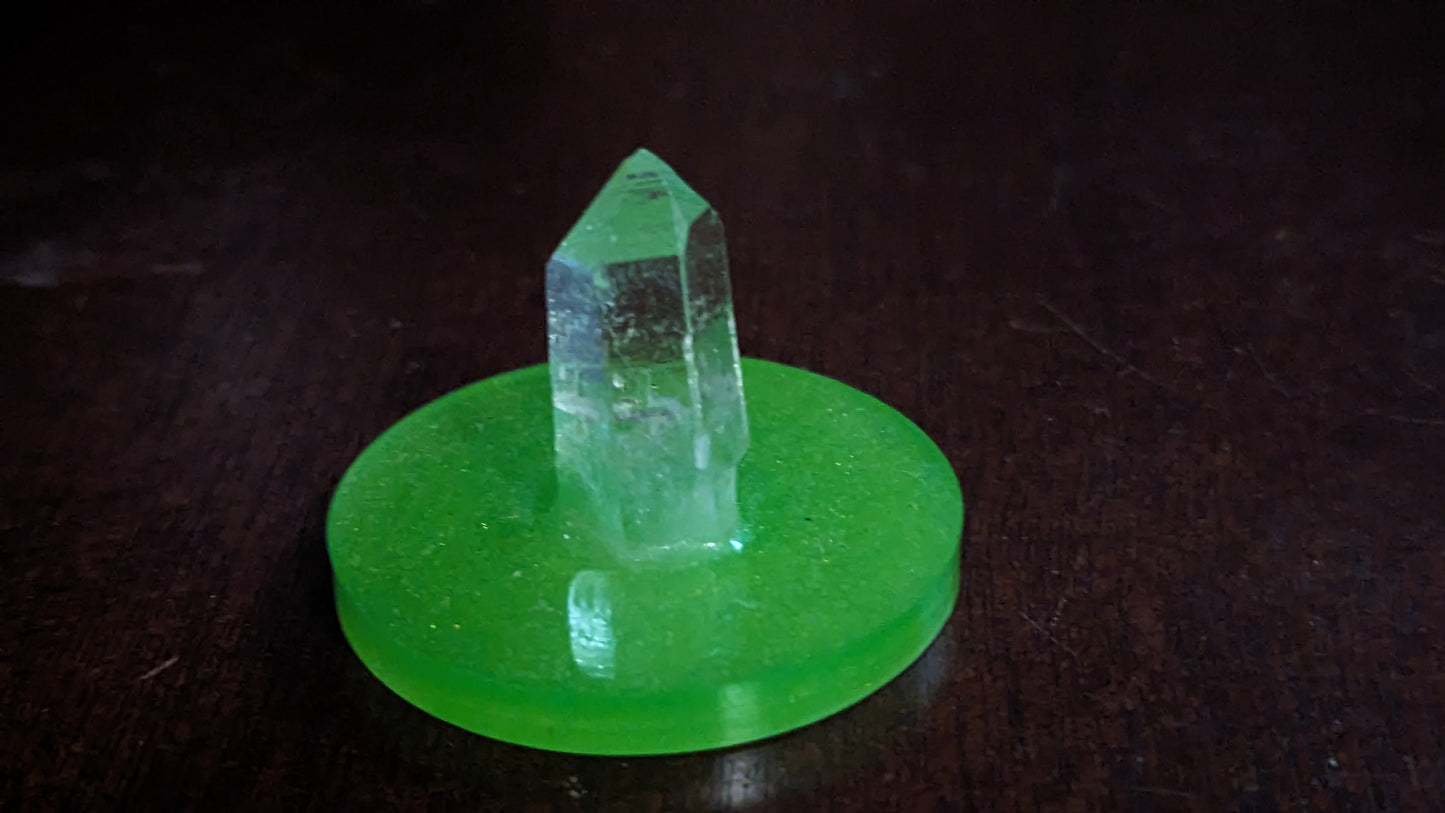 Green Glo Crystal: Unleash Heart Chakra Harmony and Healing